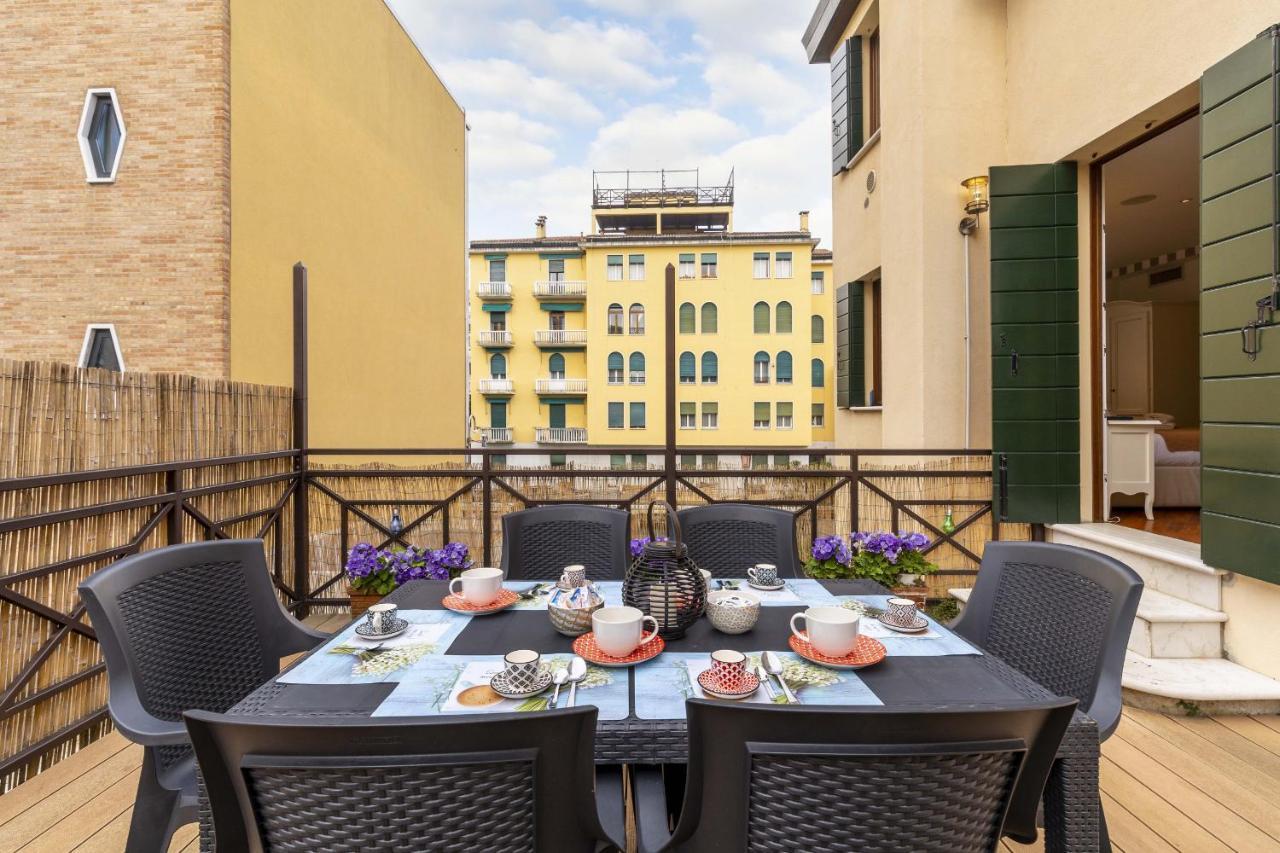 Tolentini Canal View & Terrace By Wonderful Italy Venesia Bagian luar foto