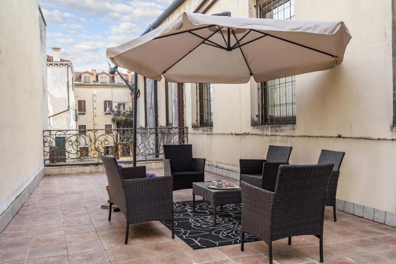 Tolentini Canal View & Terrace By Wonderful Italy Venesia Bagian luar foto