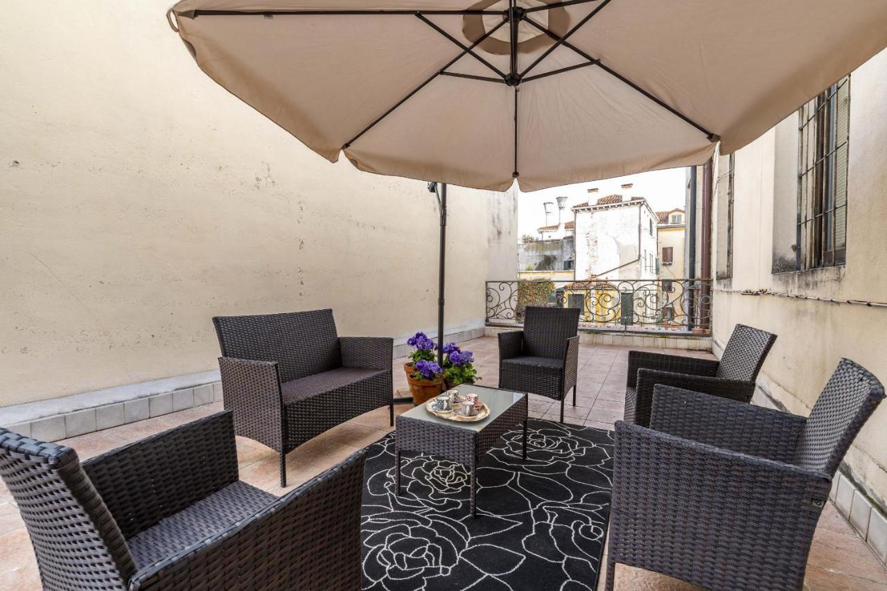 Tolentini Canal View & Terrace By Wonderful Italy Venesia Bagian luar foto